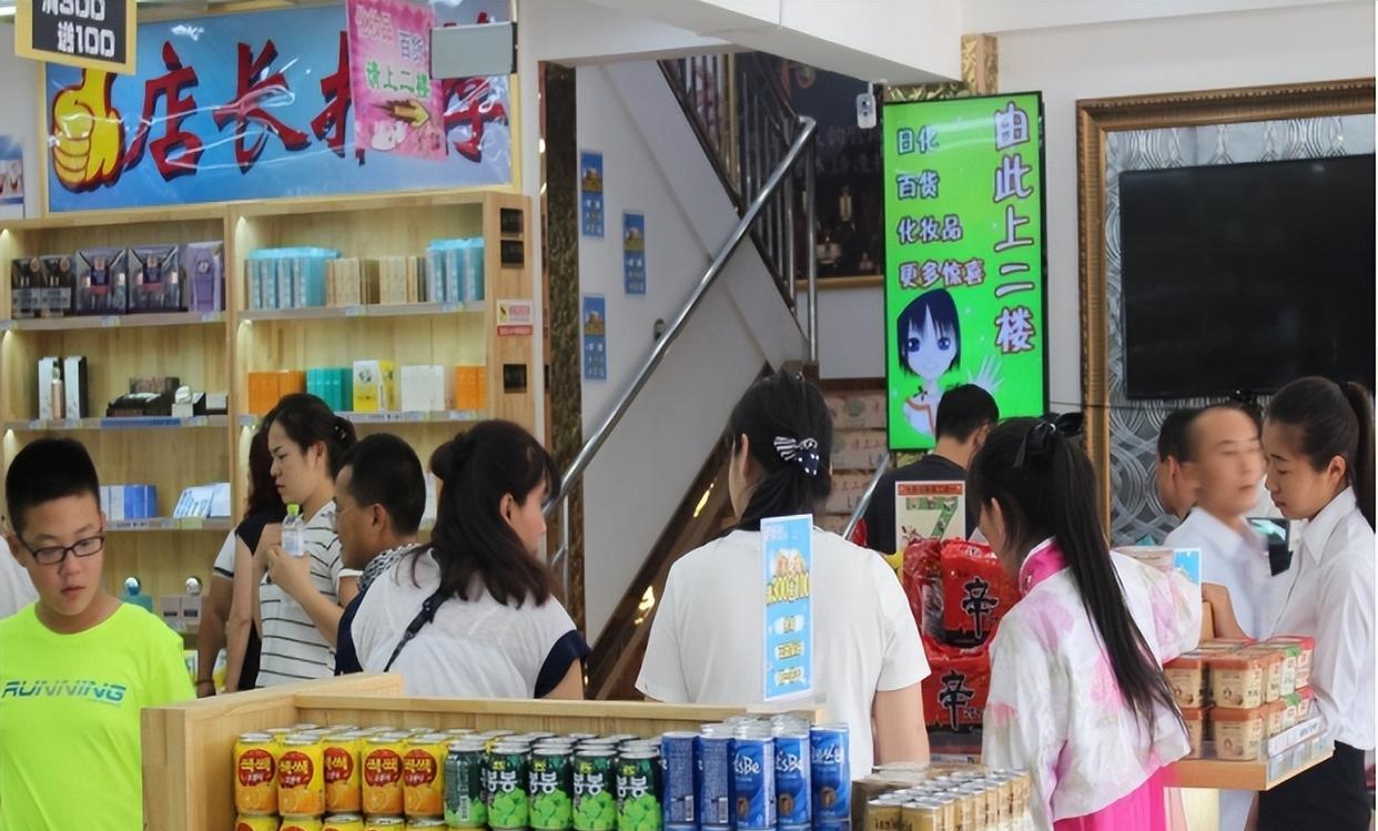 大学生开始用现金了,这意味着什么?内行人讲出了实话