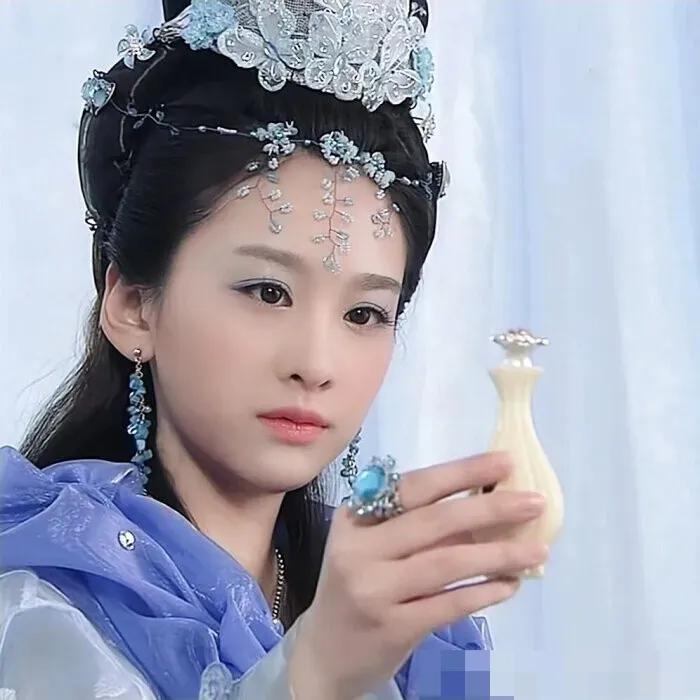 刘诗诗|5个“最美武打女侠”现状，苗圃最看得开，刘诗诗最被期待