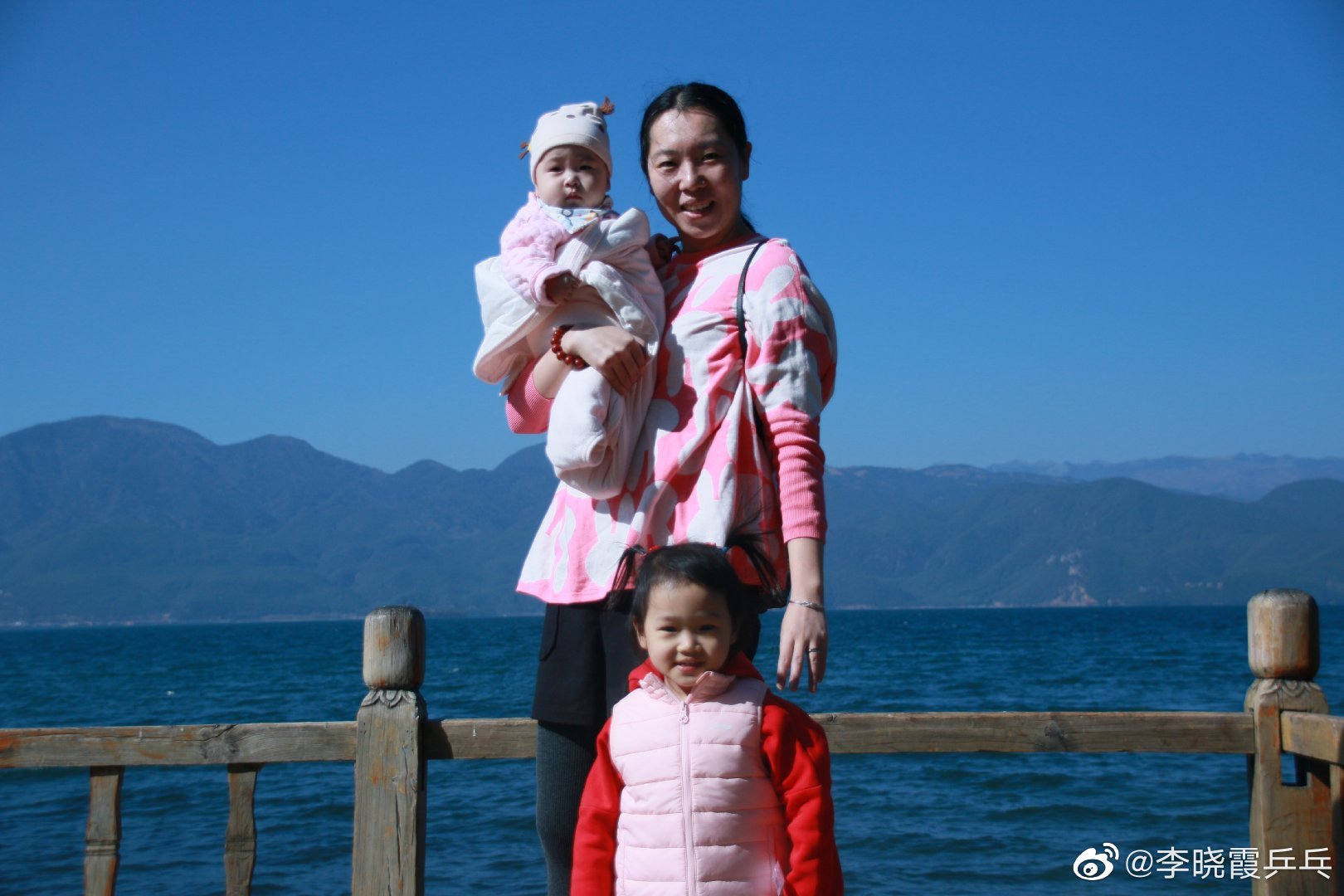 李晓霞|厉害了！国乒大满贯走上重要岗位，退役后嫁帅气教练，3年生2孩