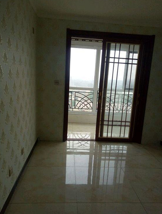 老公非把装修包给农村亲戚,15万就这效果,我们是不是被坑惨了?