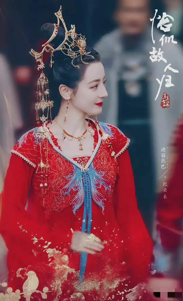 任嘉伦|任嘉伦《蓝焰突击》《与君》同时播出，一半是海水，一半是火焰