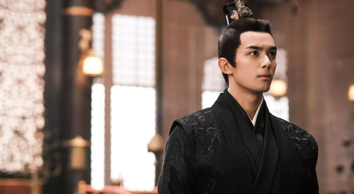 肖战|年度明星指数榜,热巴第八,杨紫第四,肖战断层轻松夺冠