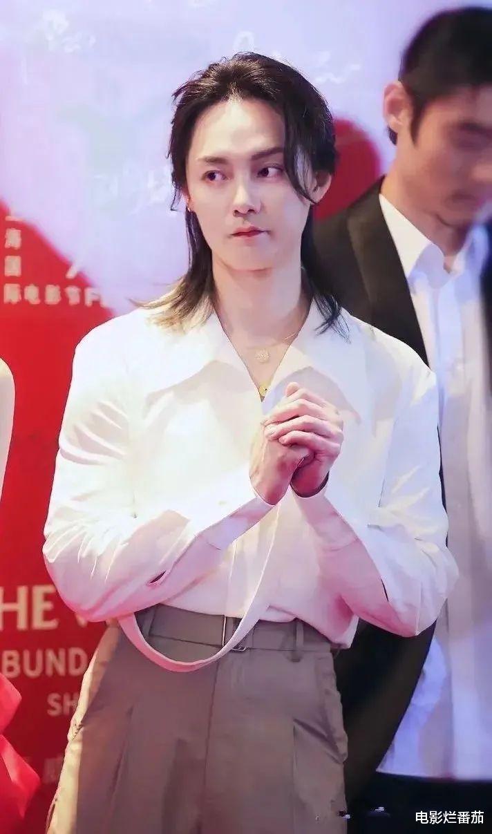 沈腾|不忍直视！男星天敌叫“发腮”，有的脸部塌方，有的找不到下颌线