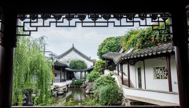 南京|为何南京成为热门旅游城市，一至春节就游人如织，这些地方去过吗