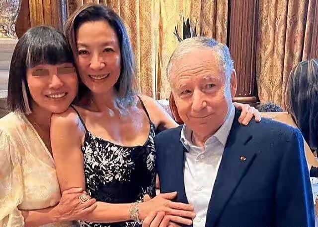 杨紫琼|尴尬!马来西亚人杨紫琼在美国庆生遭到国内网友怒骂不爱国