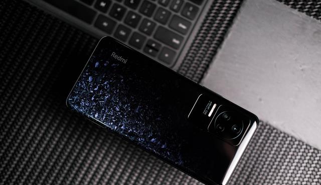 卢伟冰|焊门员并不是口号,K50预售战报出炉,卢比冰又要担心备货