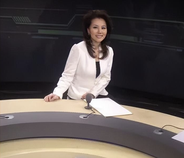 方静|央视女主播方静:一生未婚,身陷“间谍门”,患癌早逝痛了父母心