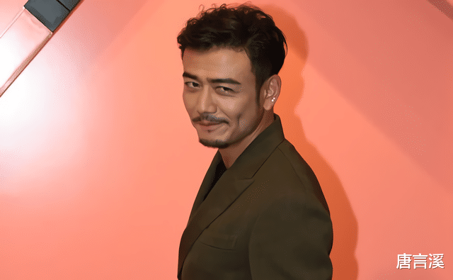 黄晓明|“油腻界”5位前辈,挤眉弄眼,邪魅一笑,决战油王之巅的男人们