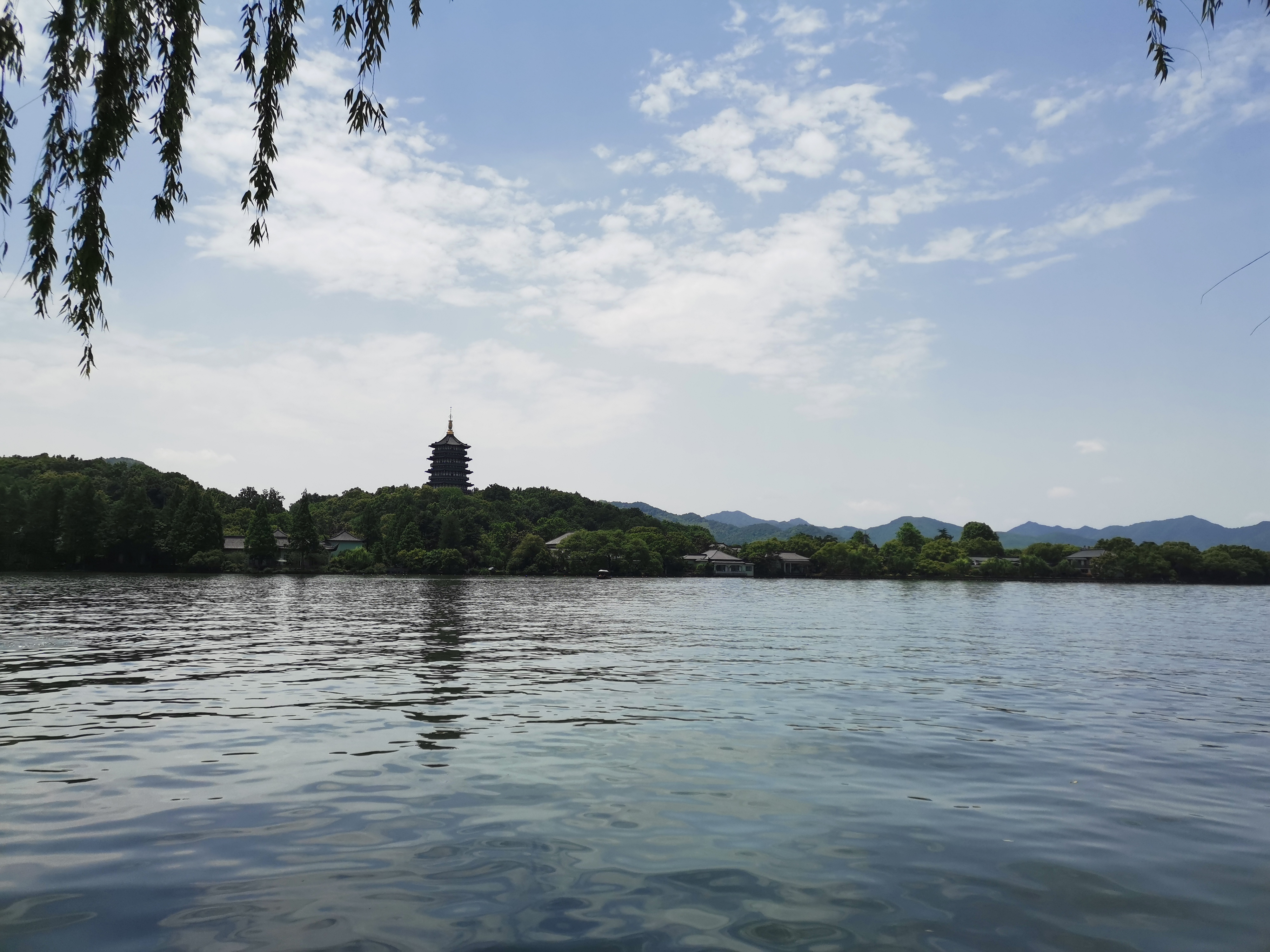 园林|铁打的西湖，流水的客