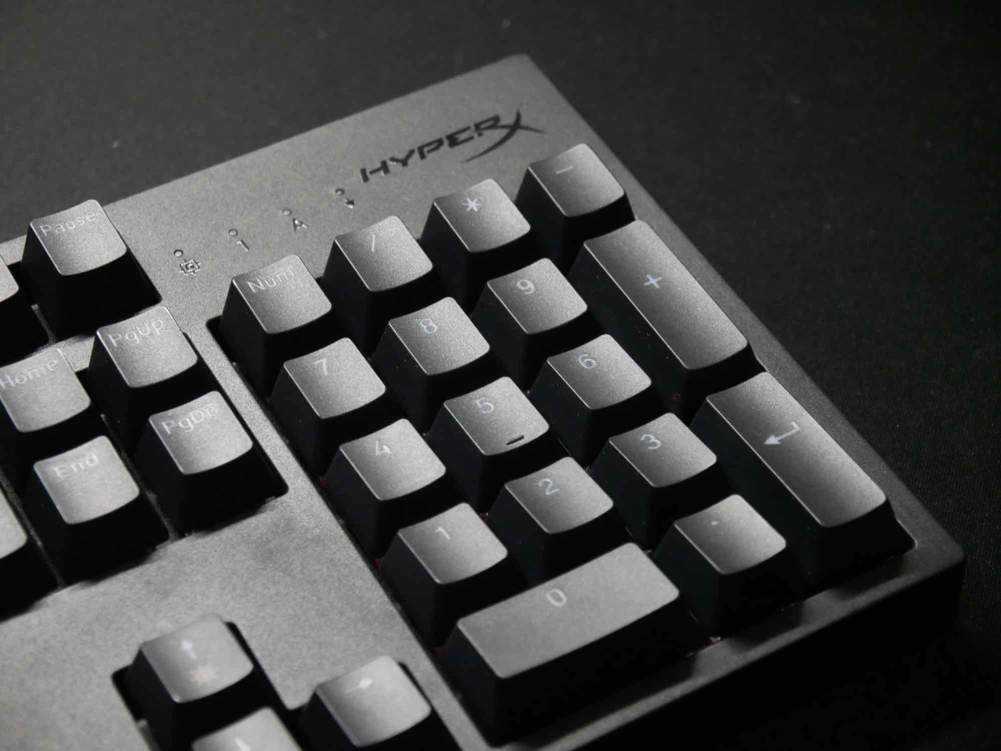 机械键盘|谁说公模无法再战——极度未知HyperX Mars2机械键盘