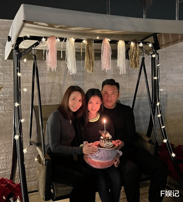 郭可盈|十几人参加没压力！林文龙郭可盈在豪宅大阳台为女儿开生日派对