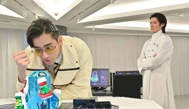 |假面骑士Revice:大二发推展示蜃楼妆容,看来强化形态要来了