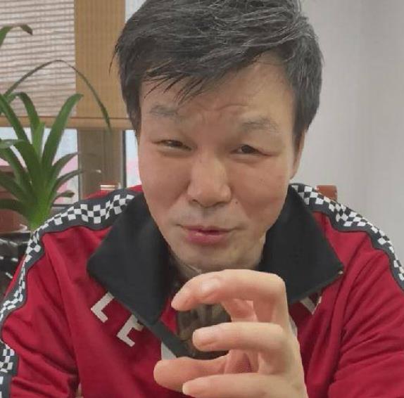 郭德纲|曾力压何炅，把郭德纲关橱窗48小时的李彬，为何后来销声匿迹了？