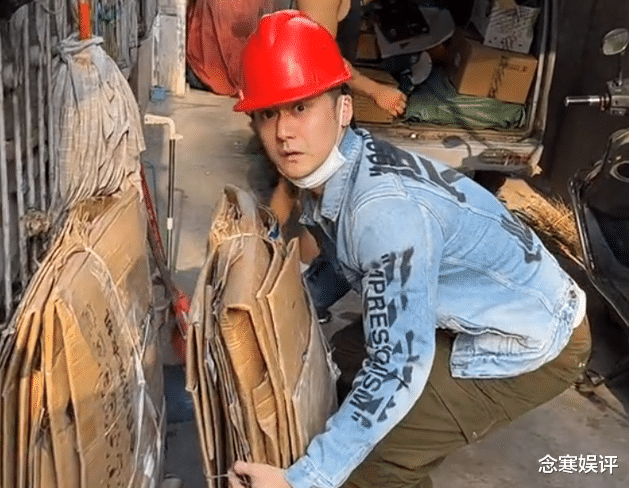 蒋劲夫|唐山打人事件被曝光后，大量网友向蒋劲夫请愿，希望出拳教训暴徒