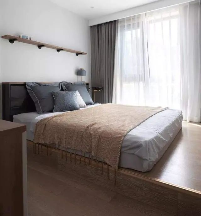 越来越多人卧室不买床了，今年流行这样设计，既舒适又美观