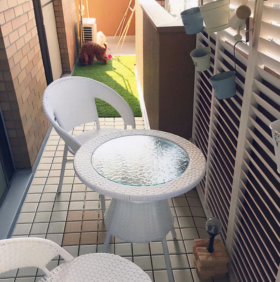 一楼的房子门前像日本做成这样,不费1㎡多个阳光房,幸福感超强