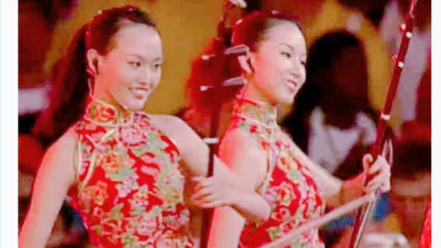 唐嫣|唐嫣当奥运宝贝旧照热传,穿旗袍笑容美丽迷人