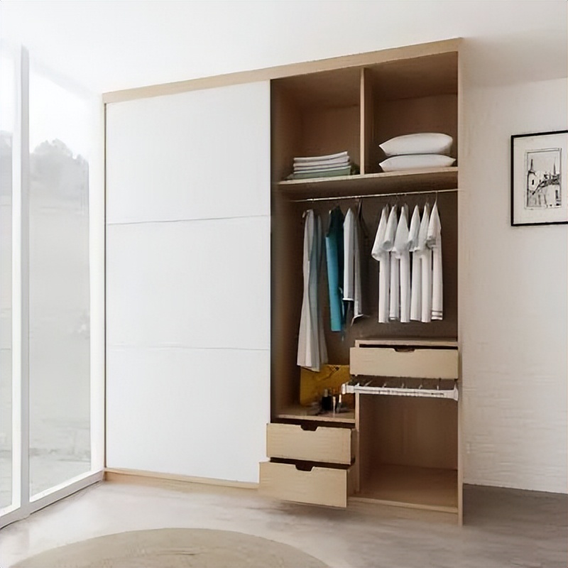 家里衣柜不要装这种门了，寿命短还不实用，真懊悔察觉太晚了