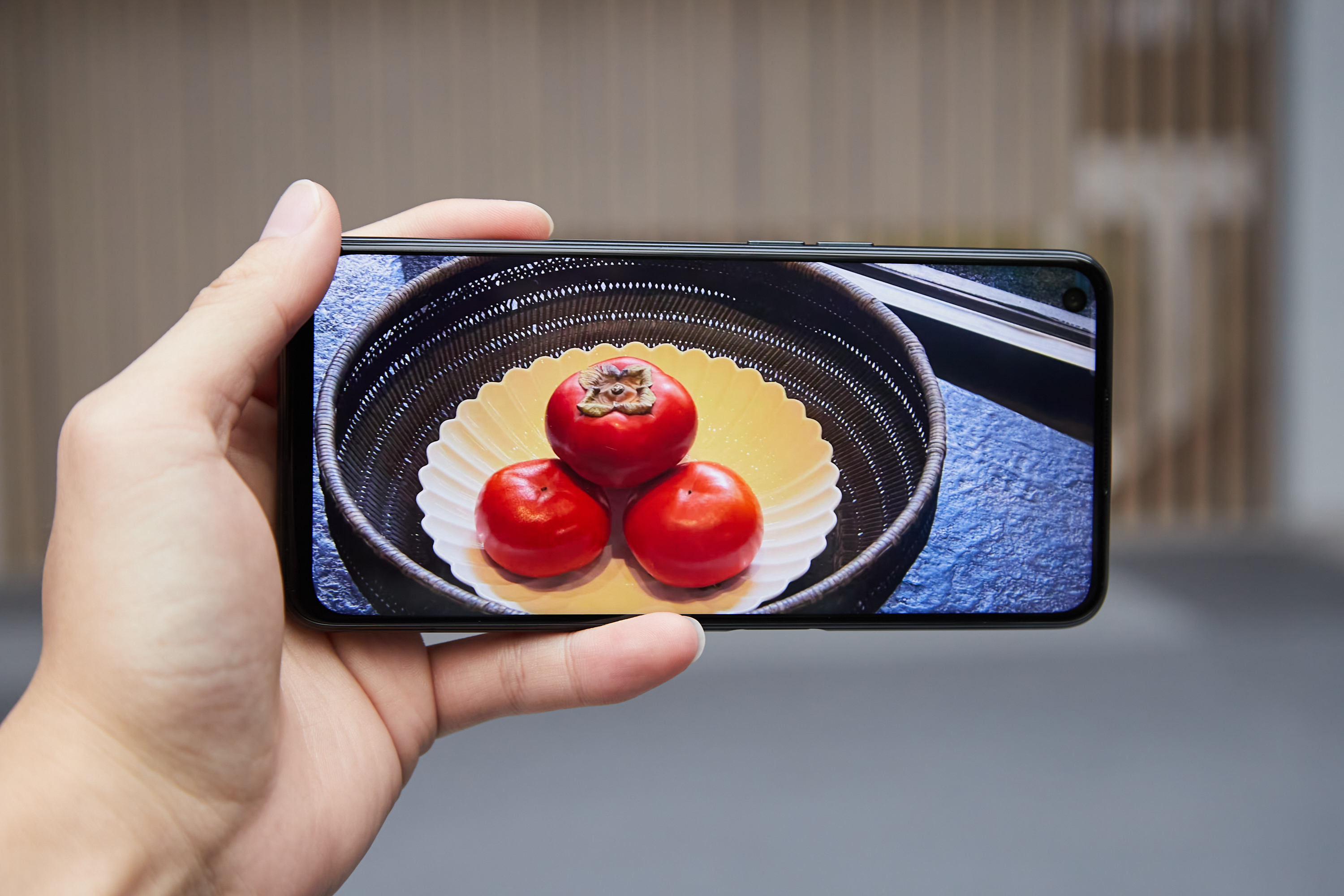 液晶显示器|能否捍卫LCD屏幕荣光？实际上手OPPO K10后，优点依旧很明显