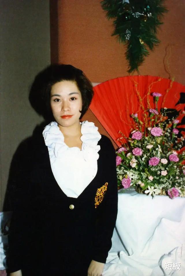 TVB|TVB的坏女人专业户，曾让两男星为她争风吃醋，57岁已经无人识