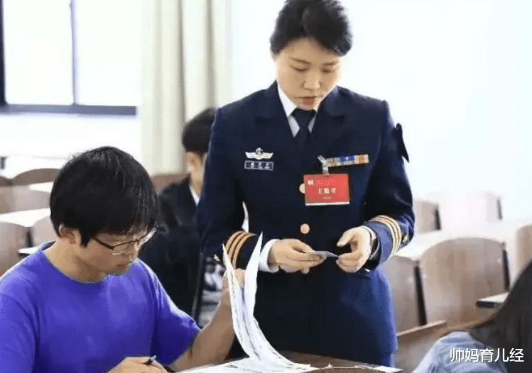 文职|“海军文职”开始秋季招聘,六险二金待遇诱人,应届生的机会来了