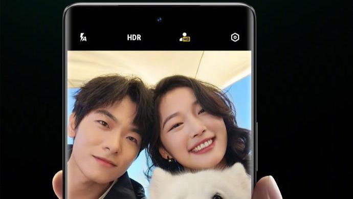 不惧暗光时刻，vivo S16系列双面柔光人像，人像清晰闪耀