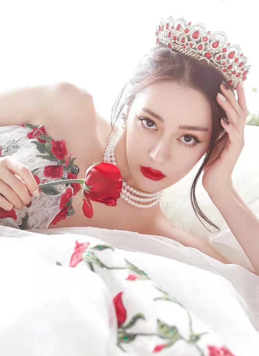 玫瑰|玫瑰女人刘诗诗、刘亦菲、热巴、杨幂等，她们个个都美得惊艳！