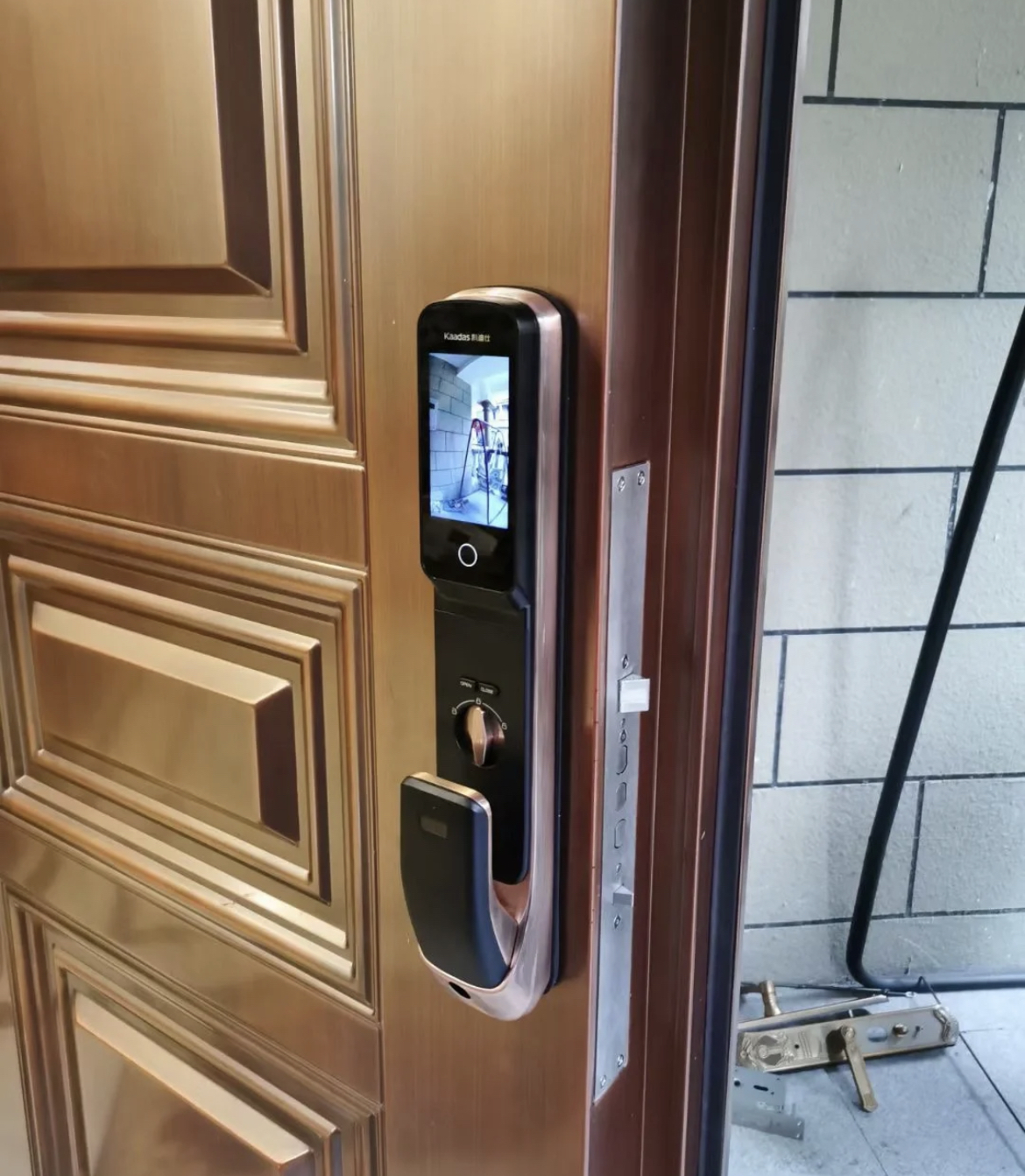 正在被年轻人抛弃的家居物件,不只有茶几!