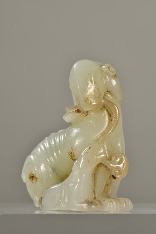 和田玉籽料|清代 和田玉籽料羊羊得意摆件