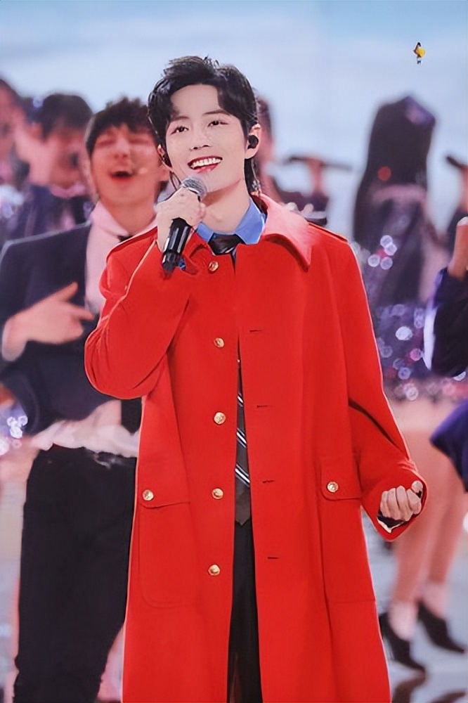 肖战|肖战延续2023跨年晚会,被多家卫视疯抢,《江苏卫视》抢占先机