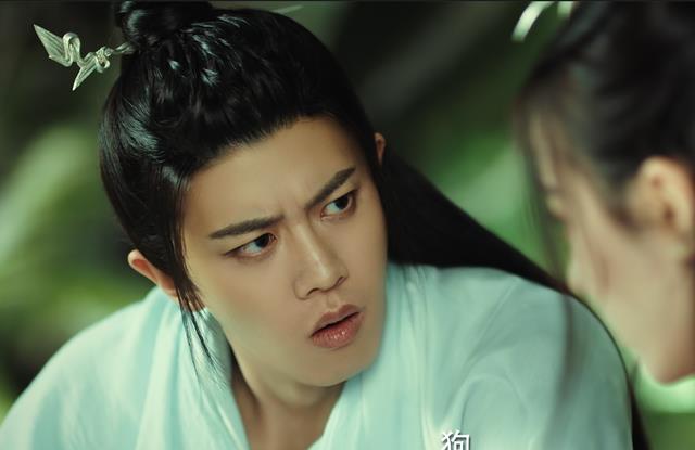 迪丽热巴|《与君初相识》演技排名:谷主第五、小蝴蝶第三、男女主不相上下