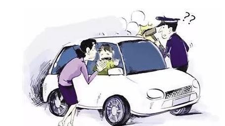 男子用“胶带降窗法”,救出被锁在车内的女童!网友赞:沉稳机智