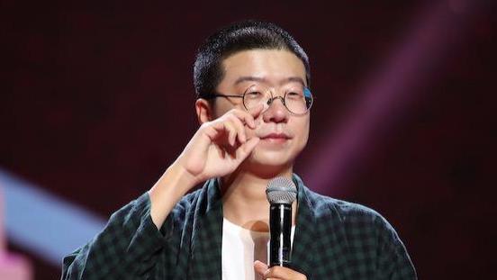 李诞|名和利，救不了李诞