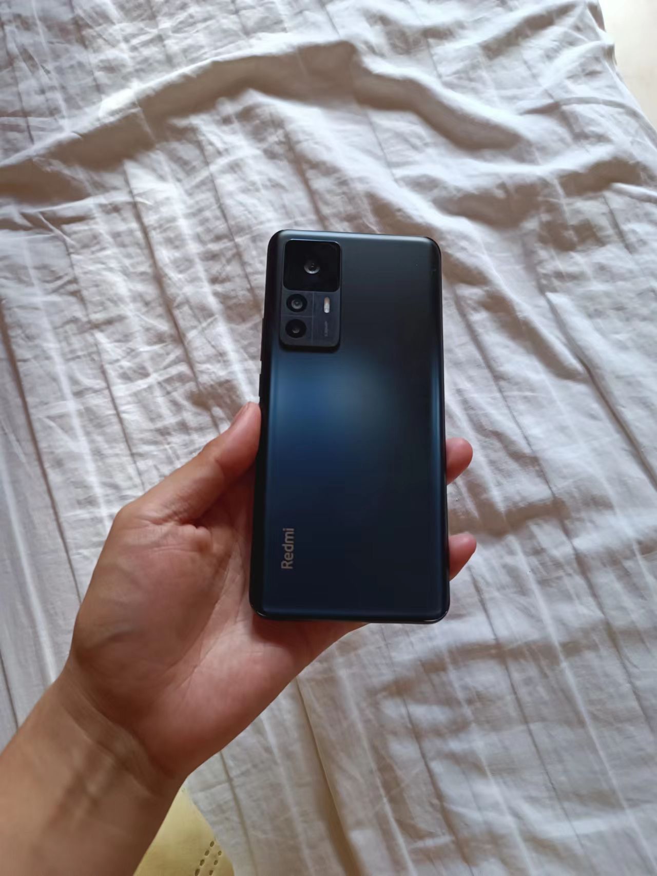 荣耀|充电功率，售价都大幅提升，iPhone 14大家还会买吗？