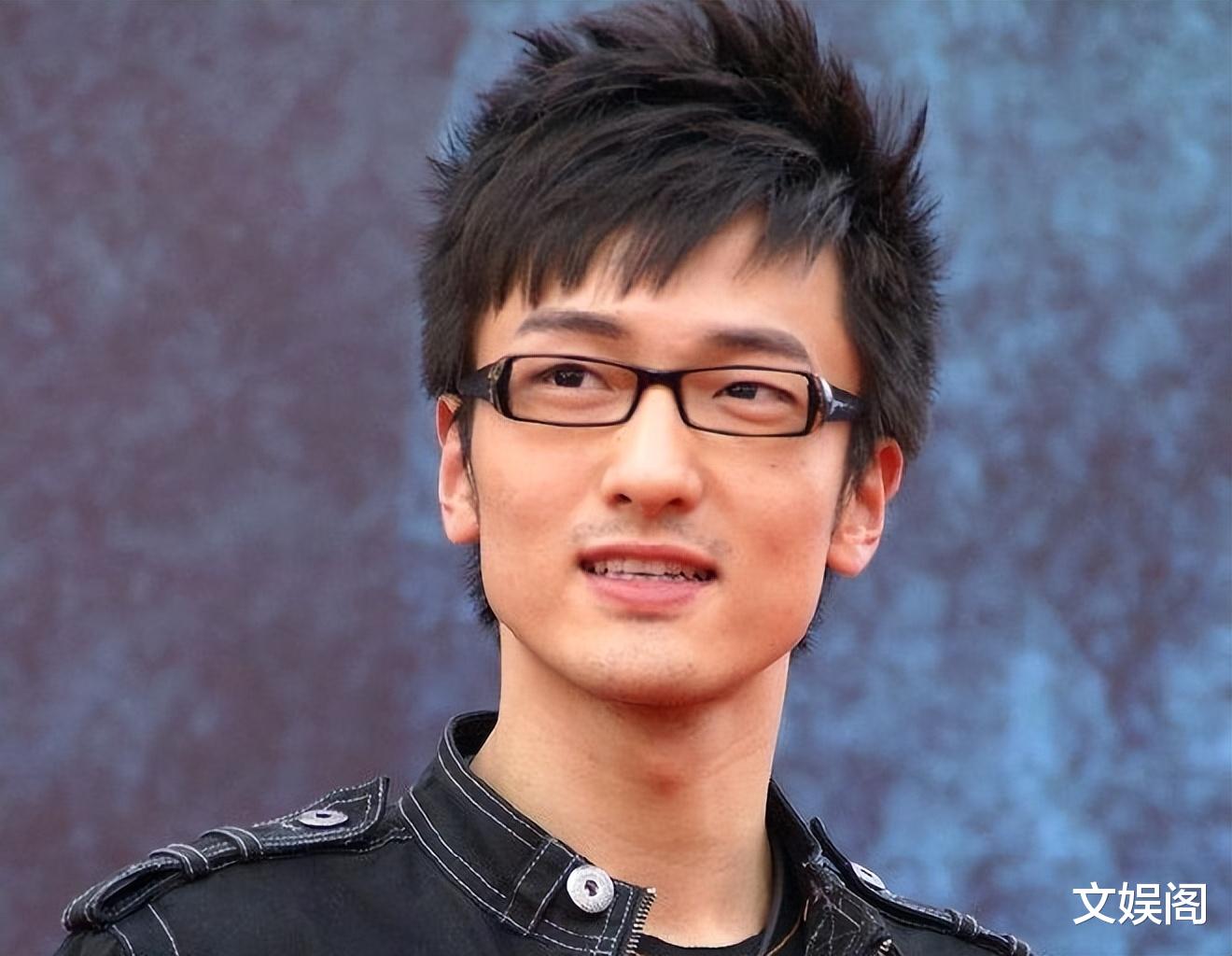 王传君|从《爱情公寓》到《无名》,穷到卡里只有100万,王传君有多另类