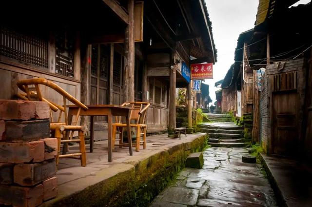 古镇|四川这座低调的古镇，曾经繁华如今很落寞，但游客却说值得一游