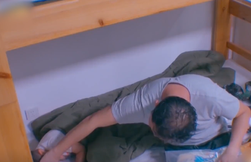 沙溢|看似帅气,实则脱发严重!沙溢、彭于晏、白敬亭......心酸又好笑