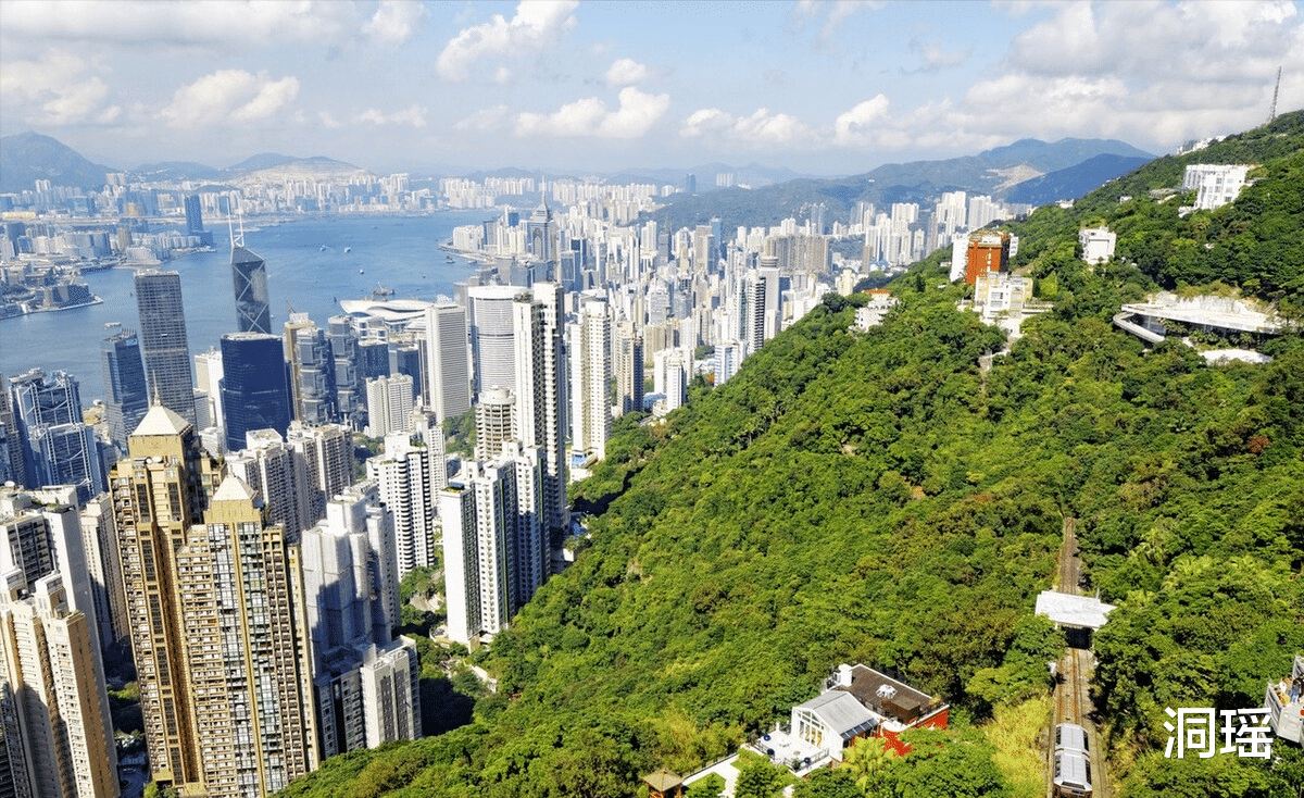 香港“水管房”,9.9万一套,如果内地有你会买吗?