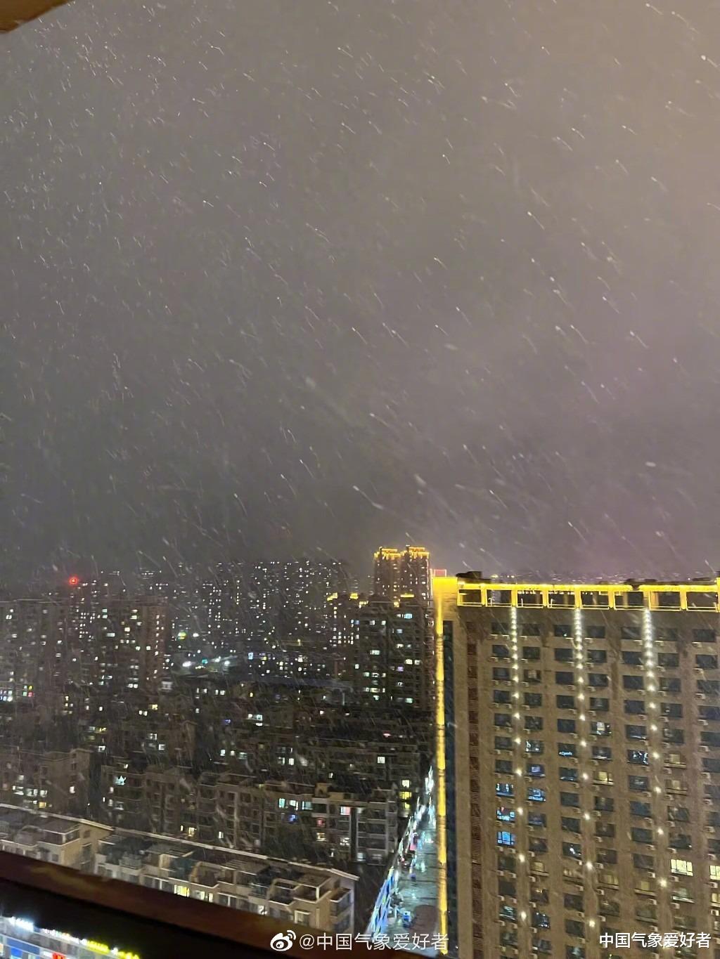 暴雪突袭北方多省,局部大暴雪发生!分析:偏早不代表今冬极寒