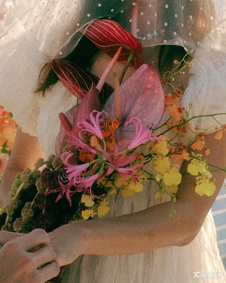 韩剧|回顾2022年结婚的7位「韩剧女神婚纱照」