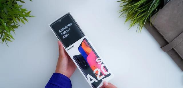 三星|直面iPhoneSE3，三星这招棋真高