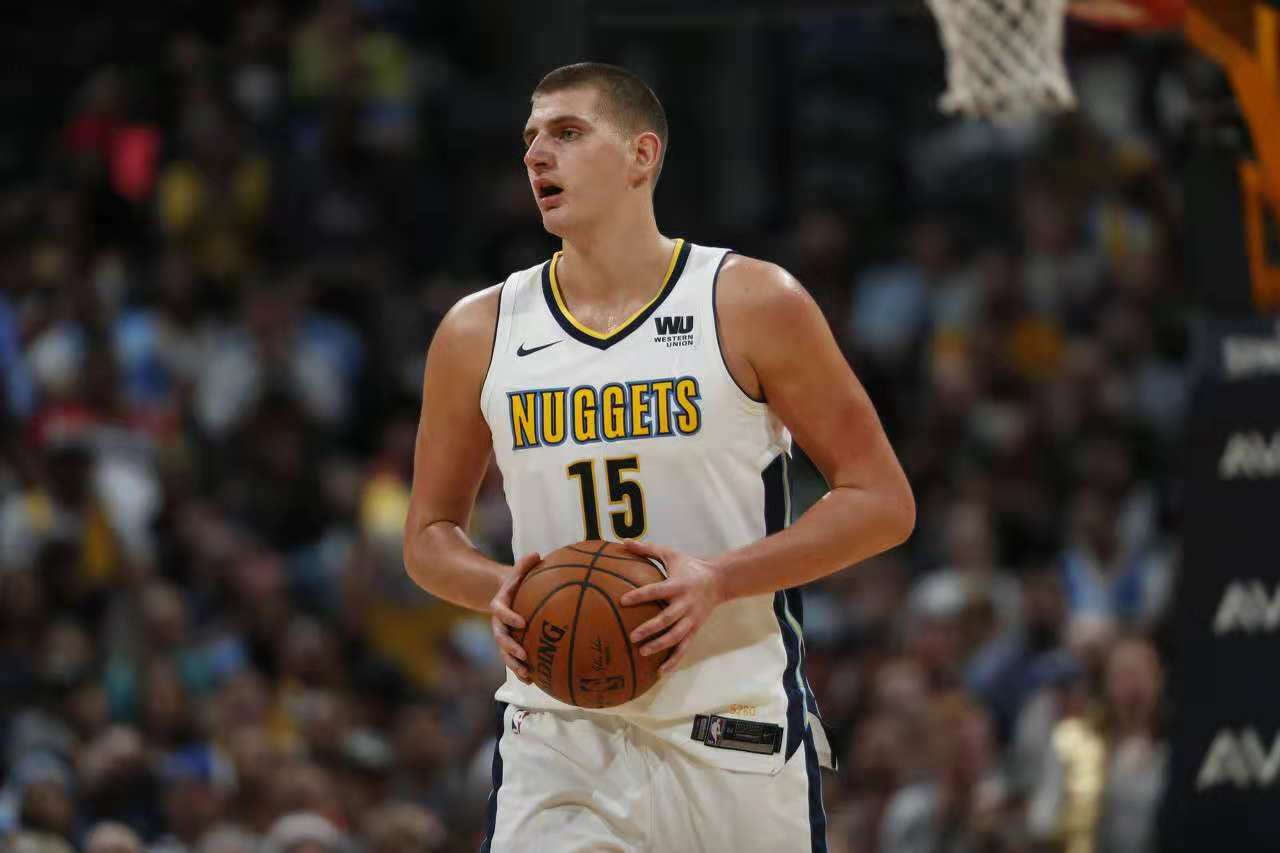 凯尔特人队|宏观NBA：得分王已定，MVP有望，篮球终归回到巨人手中