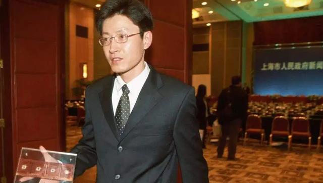 海康威视|陈进:骗走11亿研发经费,让“中国芯”停滞13年,拆穿后逃往美国