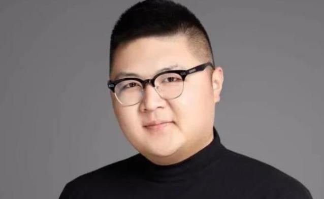 |网红猴哥婚礼延期损失惨重！双方互相爆惊喜，与CP痞幼再续前缘？