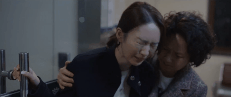 赵丽颖|赵丽颖插兜，雷佳音不下跪，细扒2022“十佳表演”名场面，真牛