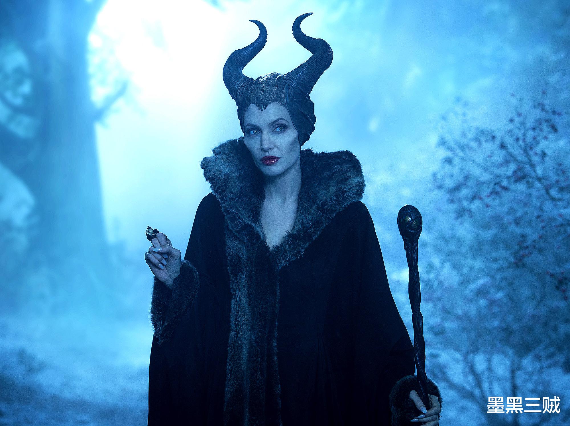 艾丽·范宁|高跟鞋上脑洞大开，踩鸡蛋的艾丽·范宁，“恨天高”的Lady Gaga