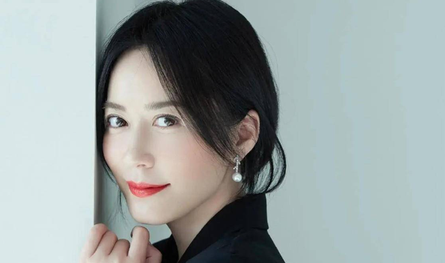 柳岩|大龄未婚6位女星：多人情史复杂，有人至今58岁单身！