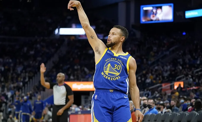 马奎尔|盘点NBA球员号码背后的故事：69号被永久禁穿，詹姆斯换号成笑谈