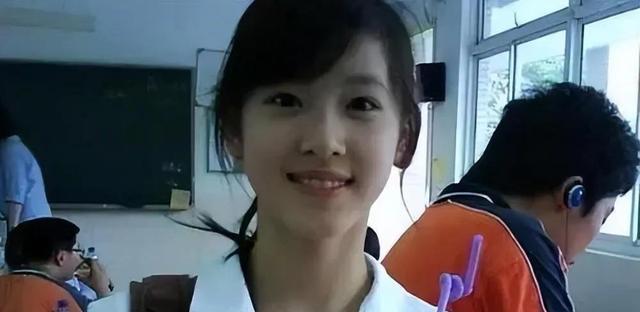 章泽天|刘强东和章泽天，相差19岁，是老夫少妻，结婚时就不被看好