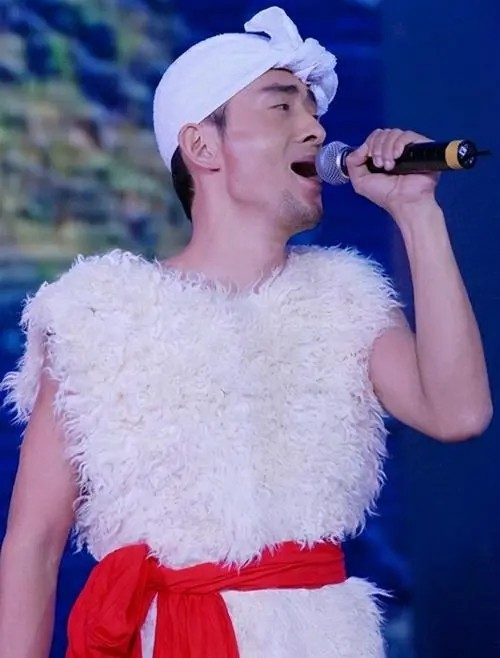 旭日阳刚|从阿宝到旭日阳刚，这7位草根的凄惨现状，是吃了一夜暴富的亏？